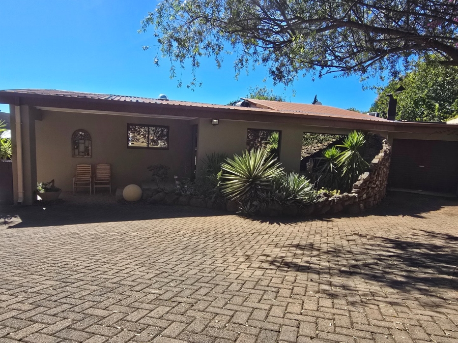 4 Bedroom Property for Sale in Dan Pienaar Free State